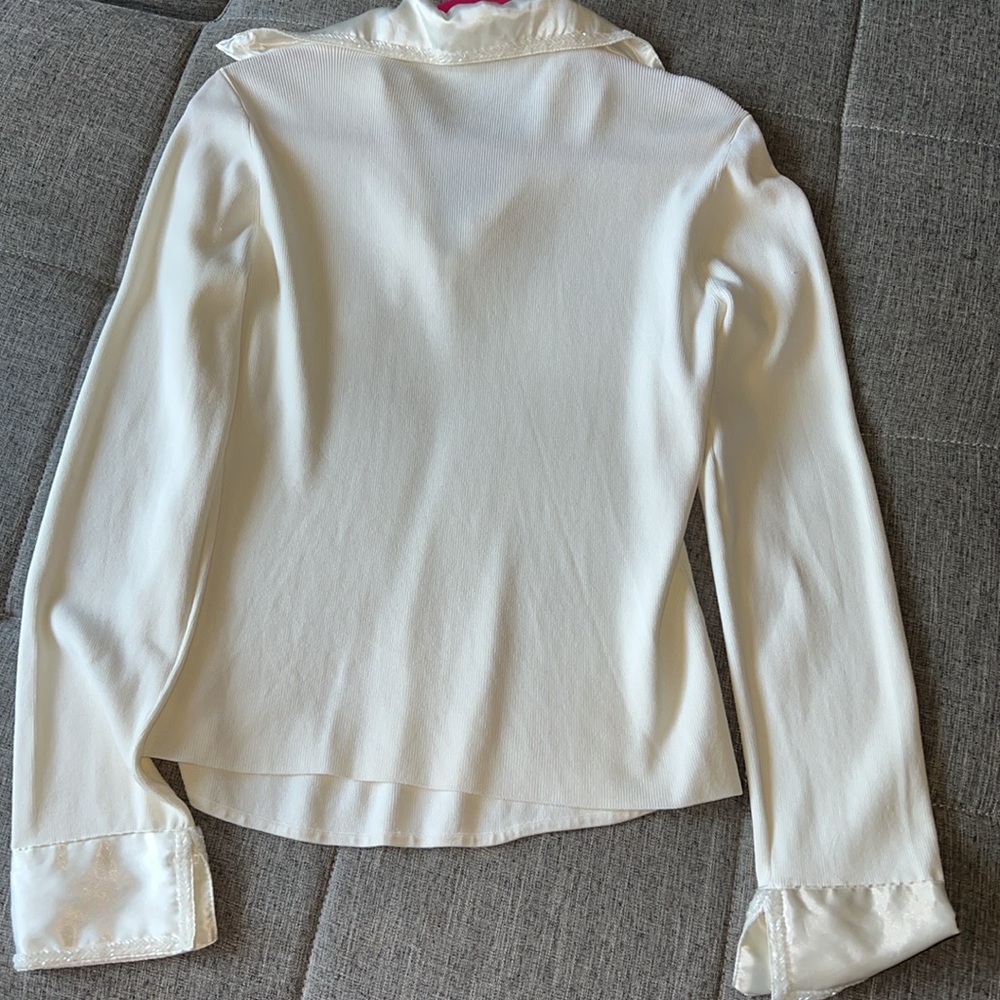 Off white Top - Picture 6 of 6